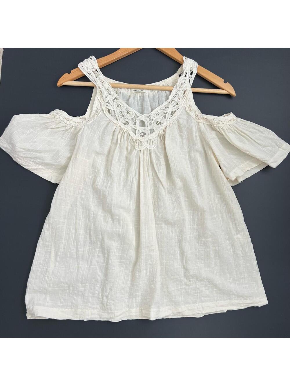 Max Studio Cream Lace Cold Shoulder Peasant Top Size Small Cotton Rayon Boho